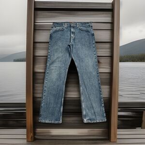 Eddie Bauer Straight Jeans Mens 36 Measures 36x32.5 Medium Blue Cotton Denim